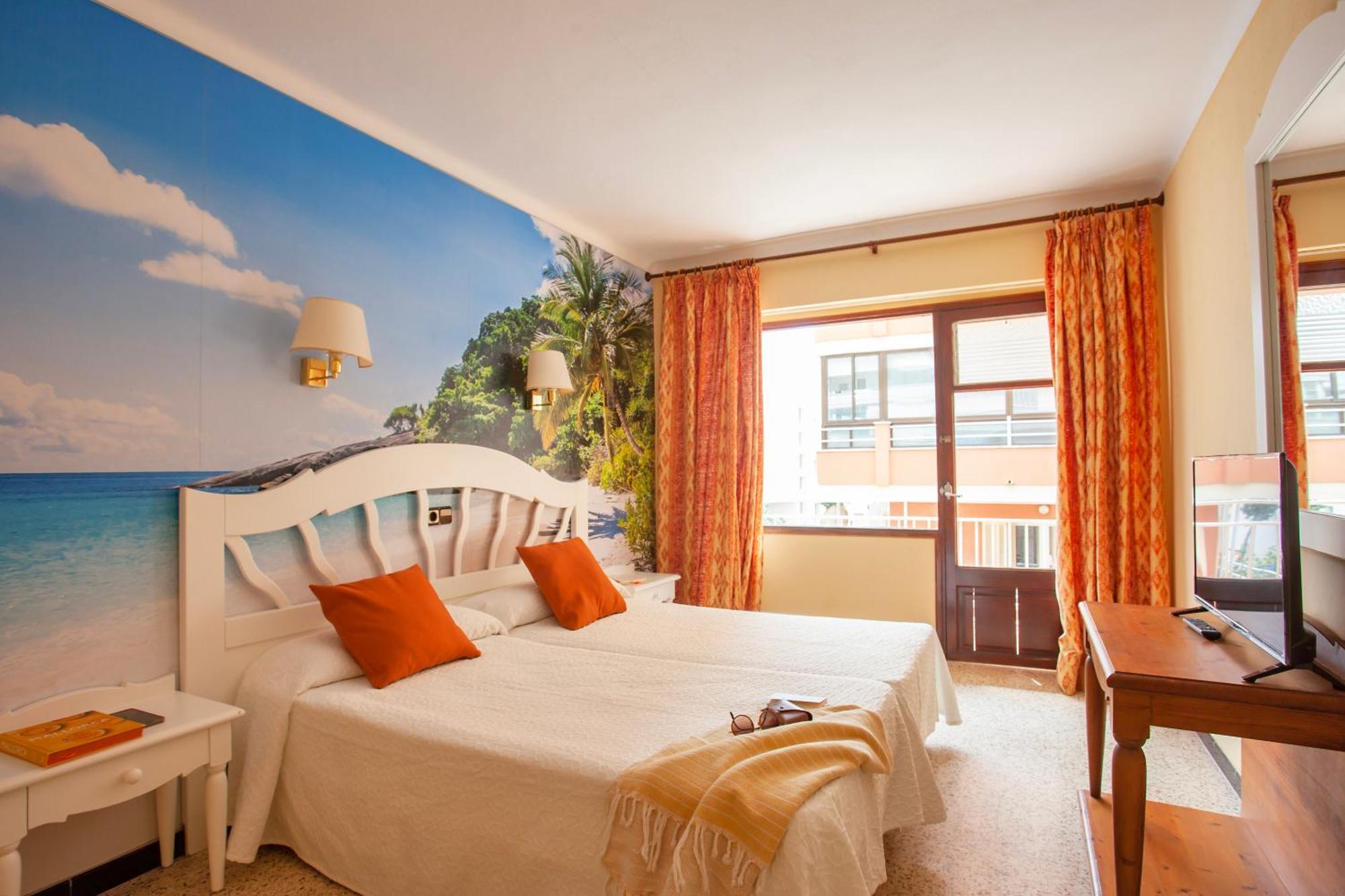 Bj Hostal Bona Vista S'Illot  Exterior photo